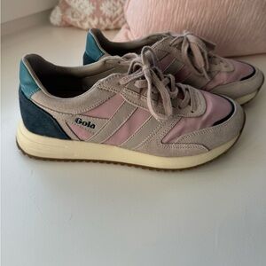 Gola Womens Shoes - 
Gola Classics Women's Chicago Sneakers